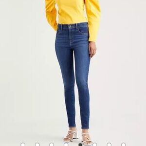 Levi jeans 720 HIGH RISE SUPER SKINNY WOMEN'S JEANS size 27